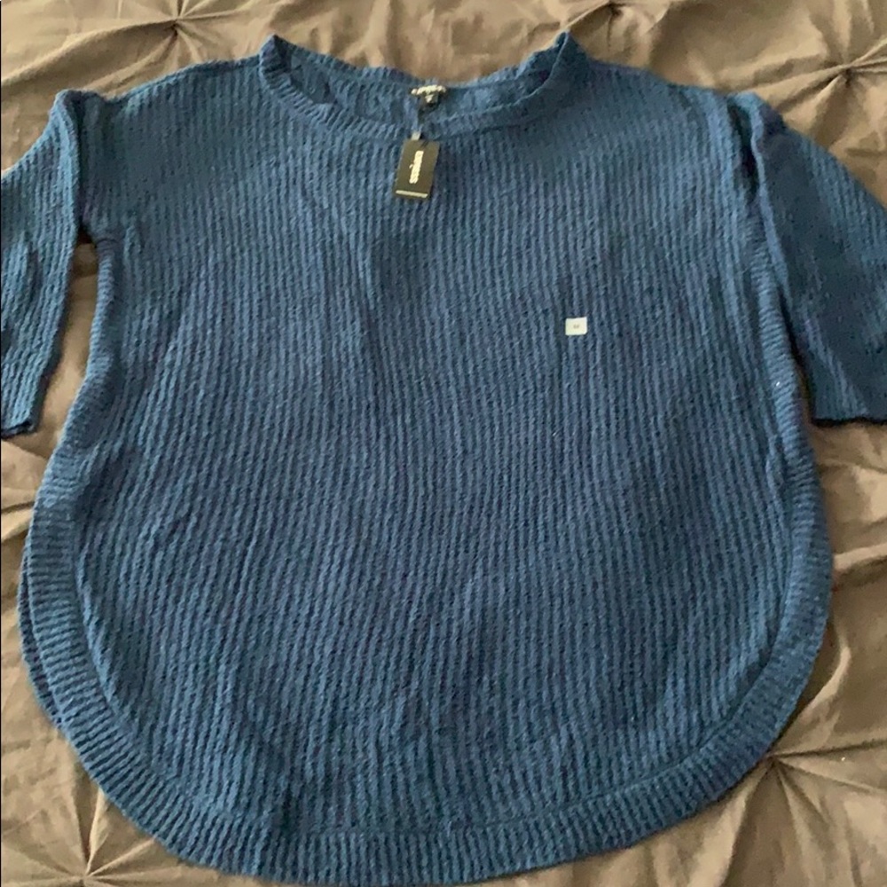 Women’s Express 3/4 sleeve sweater